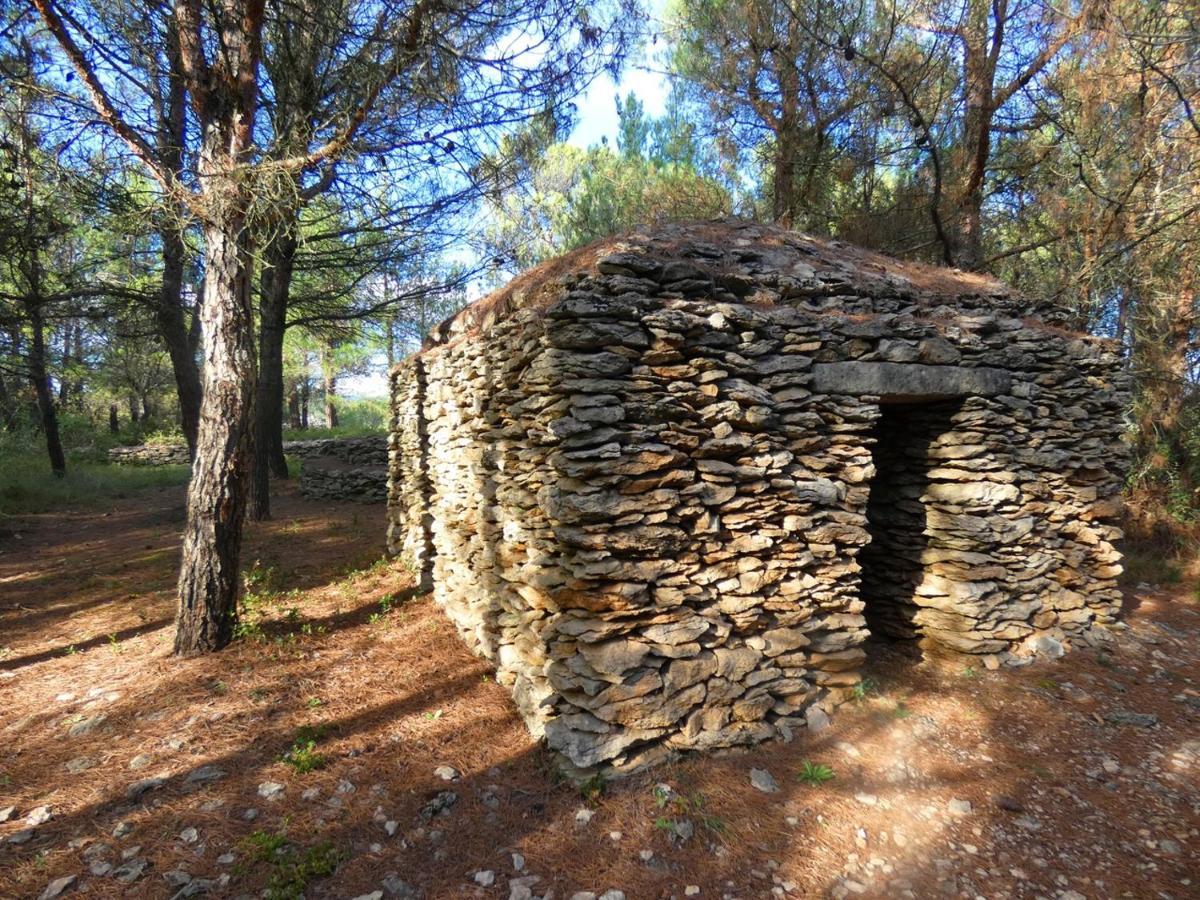 3 Star Surdespine Historic 4 Chateaux Lastours Air Conditioned Esterno foto
