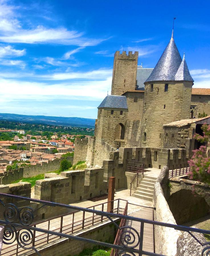 3 Star Surdespine Historic 4 Chateaux Lastours Air Conditioned Esterno foto